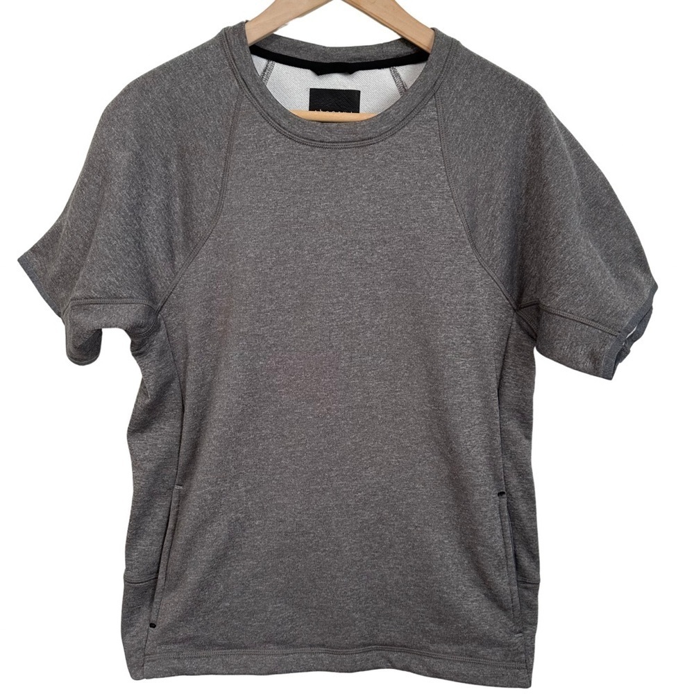 Theory+ Men’s Crew Neck Sweatshirt SZ Small Grey Short Sleeves Activewear GUC